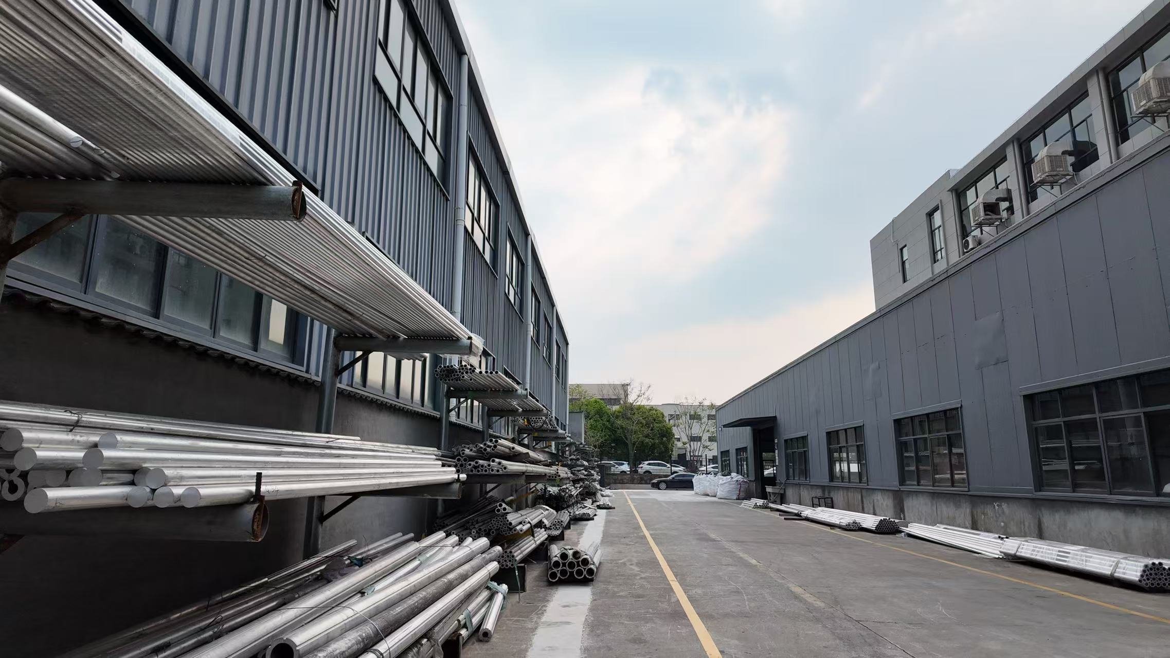 Aluminum tube stock yard